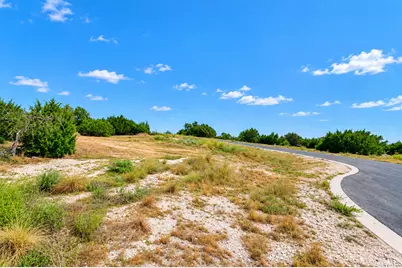 639 Butler Oaks, Bulverde, TX 78163 - Photo 10
