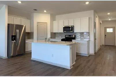 100 Fort Clark Springs Drive, Hutto, TX 78634 - Photo 6