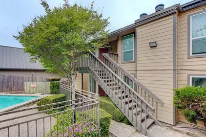 1000 W 26th Street #216, Austin, TX 78705 - Photo 6