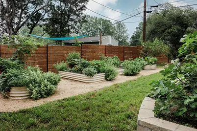 5203 Buffalo Pass, Austin, TX 78745 - Photo 36