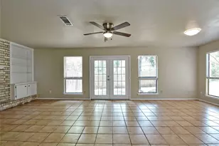 300 N Field St, Round Rock, TX 78681 - Photo 6
