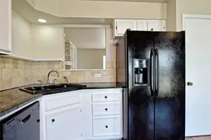 300 N Field St, Round Rock, TX 78681 - Photo 12