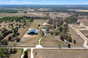 359 N County Line Rd, Elgin, TX 78621 - Photo 2