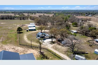 359 N County Line Road, Elgin, TX 78621 - Photo 10