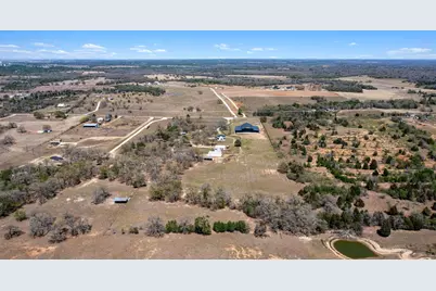 359 N County Line Road, Elgin, TX 78621 - Photo 22