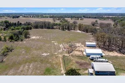 359 N County Line Road, Elgin, TX 78621 - Photo 14