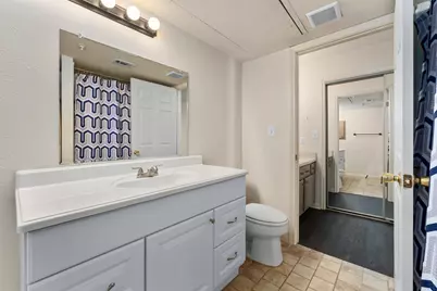 501 W 26th Street #113, Austin, TX 78705 - Photo 16