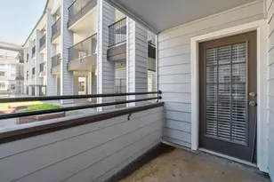 501 W 26th St, Austin, TX 78705 - Photo 24