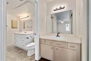 501 W 26th St, Austin, TX 78705 - Photo 16