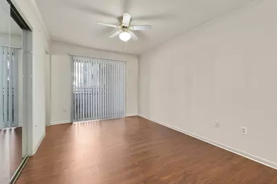 501 W 26th Street #113, Austin, TX 78705 - Photo 18