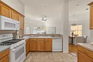 4011 Sable Oaks Dr, Round Rock, TX 78664 - Photo 10