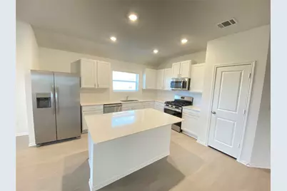 1400 Pickerel Street, Leander, TX 78641 - Photo 6