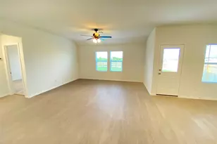 1400 Pickerel St, Leander, TX 78641 - Photo 14