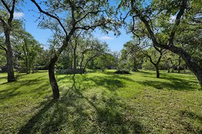 2905 Stratford Drive, Austin, TX 78746 - Photo 14