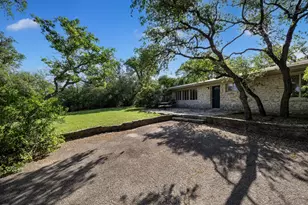 2905 Stratford Dr, Austin, TX 78746 - Photo 4