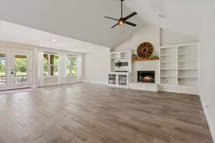 110 Sunset Rd, Georgetown, TX 78633 - Photo 2