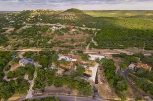 1564 Crossbow Dr, Canyon Lake, TX 78133 - Photo 8