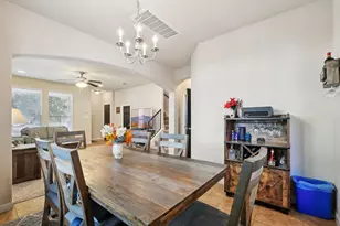 616 Lookout Tree Ln, Round Rock, TX 78664 - Photo 6