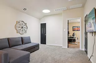 616 Lookout Tree Ln, Round Rock, TX 78664 - Photo 18