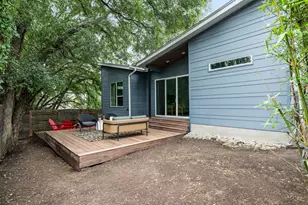 1703 Perez St, Austin, TX 78721 - Photo 30