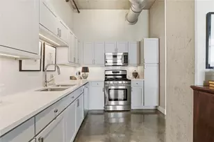 800 W 5th St, Austin, TX 78703 - Photo 10