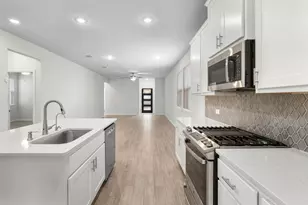 5312 Mulberry Grove Ln, Austin, TX 78723 - Photo 8