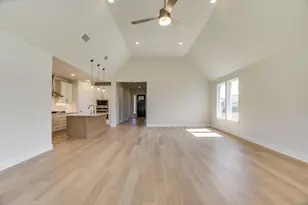 315 Fountain Grass Dr, San Marcos, TX 78666 - Photo 14