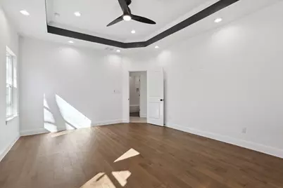 111 Kingwood Drive, Elgin, TX 78621 - Photo 32