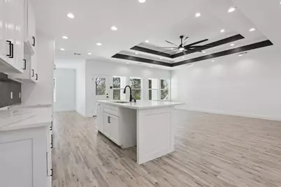 111 Kingwood Drive, Elgin, TX 78621 - Photo 18