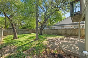 8006 Tuscarora Trail, Austin, TX 78729 - Photo 22