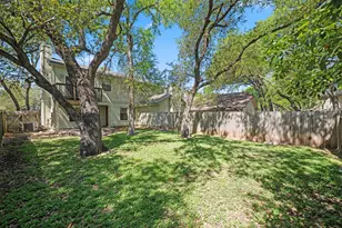 8006 Tuscarora Trail, Austin, TX 78729 - Photo 24