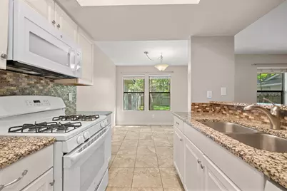 8006 Tuscarora Trail, Austin, TX 78729 - Photo 10