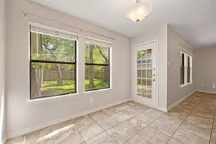 8006 Tuscarora Trail, Austin, TX 78729 - Photo 12