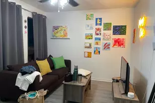 2510 San Gabriel St, Austin, TX 78705 - Photo 2