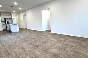 1305 Middleton Grv, Lockhart, TX 78644 - Photo 12