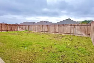 1305 Middleton Grv, Lockhart, TX 78644 - Photo 10