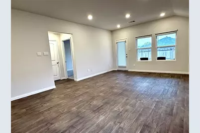 1305 Middleton Grove, Lockhart, TX 78644 - Photo 6