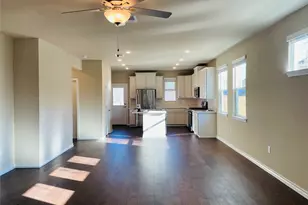 5201 Dimesky Ln, Austin, TX 78723 - Photo 2