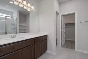 2711 Winding Creek Rd, Kyle, TX 78640 - Photo 18