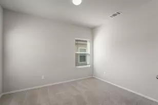 2711 Winding Creek Rd, Kyle, TX 78640 - Photo 4