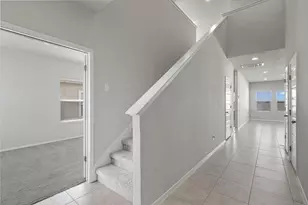 2711 Winding Creek Rd, Kyle, TX 78640 - Photo 6