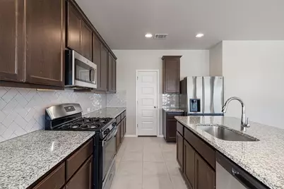 2711 Winding Creek Road, Kyle, TX 78640 - Photo 12