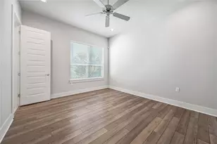 3108 E 51st St, Austin, TX 78723 - Photo 12