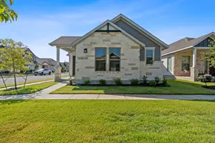338 Orleanian Dr, Buda, TX 78610 - Photo 2
