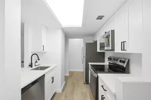 2500 Jones Rd, Austin, TX 78745 - Photo 24