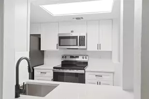 2500 Jones Rd, Austin, TX 78745 - Photo 20