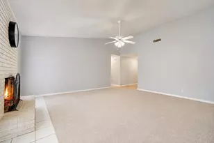 1407 Gatlinburg Dr, Pflugerville, TX 78660 - Photo 14