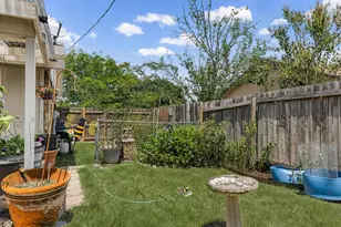 1407 Gatlinburg Dr, Pflugerville, TX 78660 - Photo 26