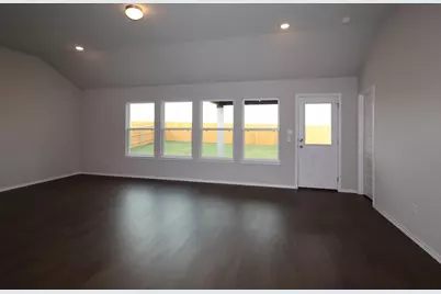 20004 Schatz Way, Manor, TX 78653 - Photo 4