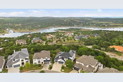 2414 Sunset Vista Circle #32, Spicewood, TX 78669 - Photo 38